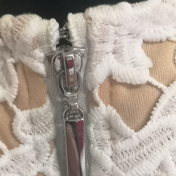 Guess Flume lace dress - Picture 5 of 8